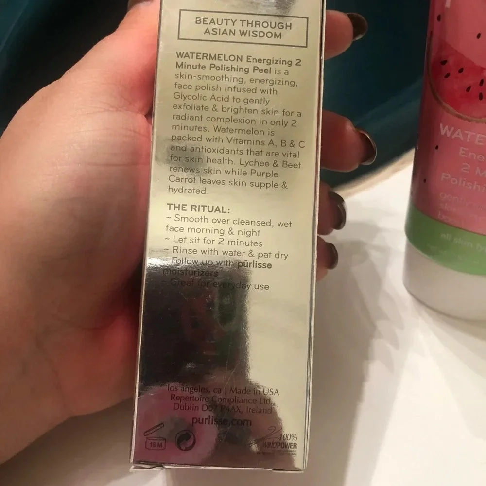 NIB PURLISSE WATERMELON FACE PEEL